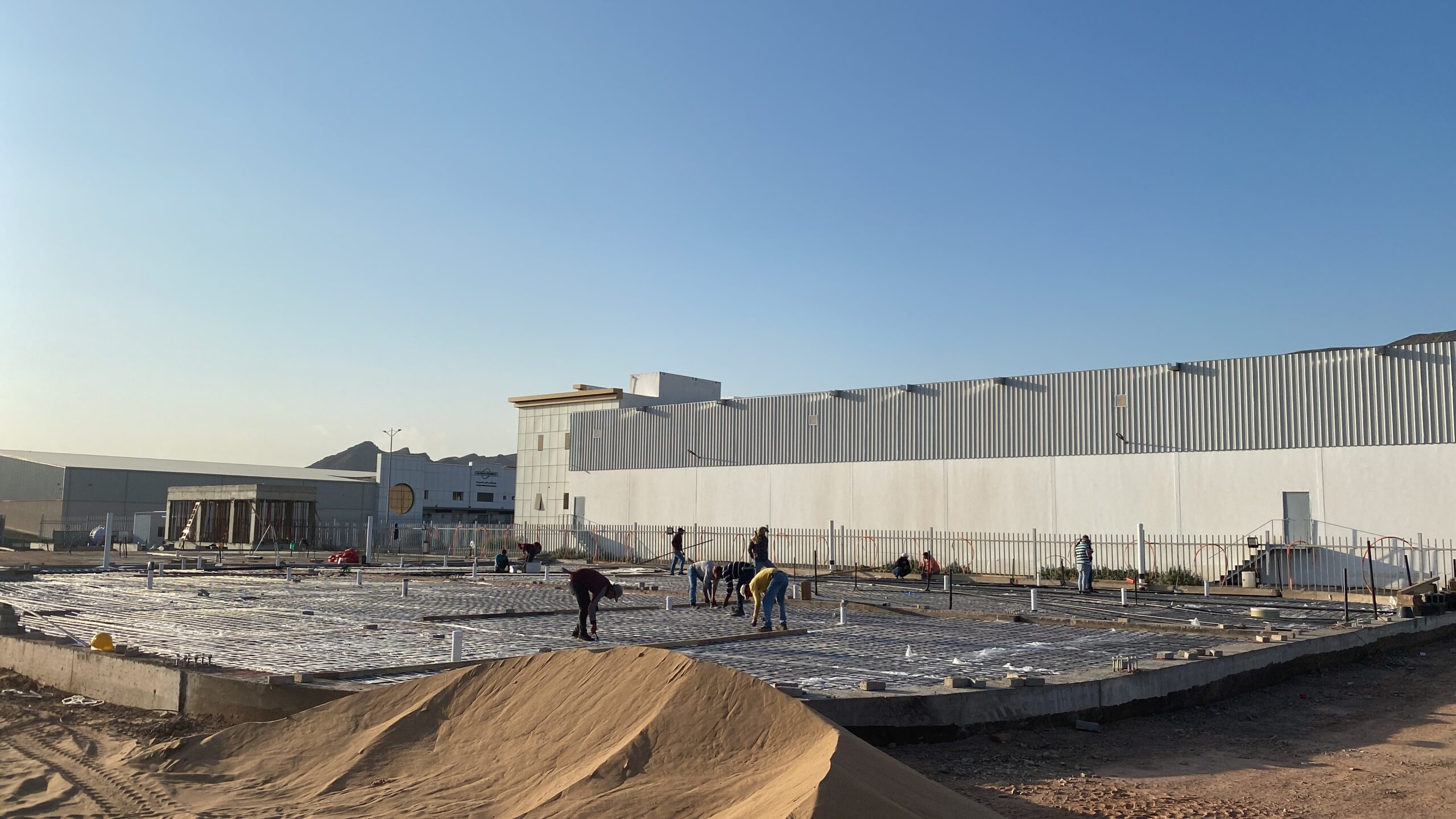 تنفيذ أعمال العظم في المدينة الصناعية